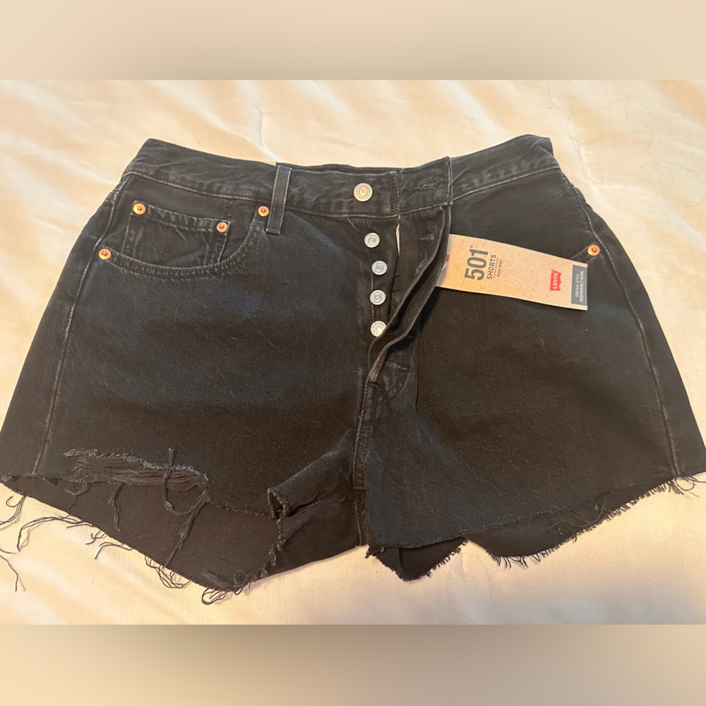 Levi’s 501 shirts. High-rise black shorts